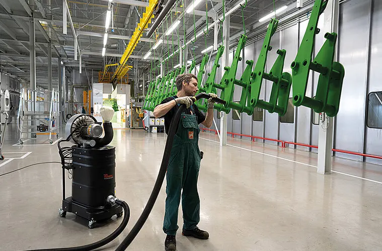 Doğrudan Trifaze Tahrikli Endüstriyel Süpürge R01 S