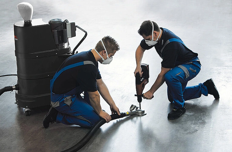 Trifaze Tahrikli Endüstriyel Süpürge R01 R Uygulama